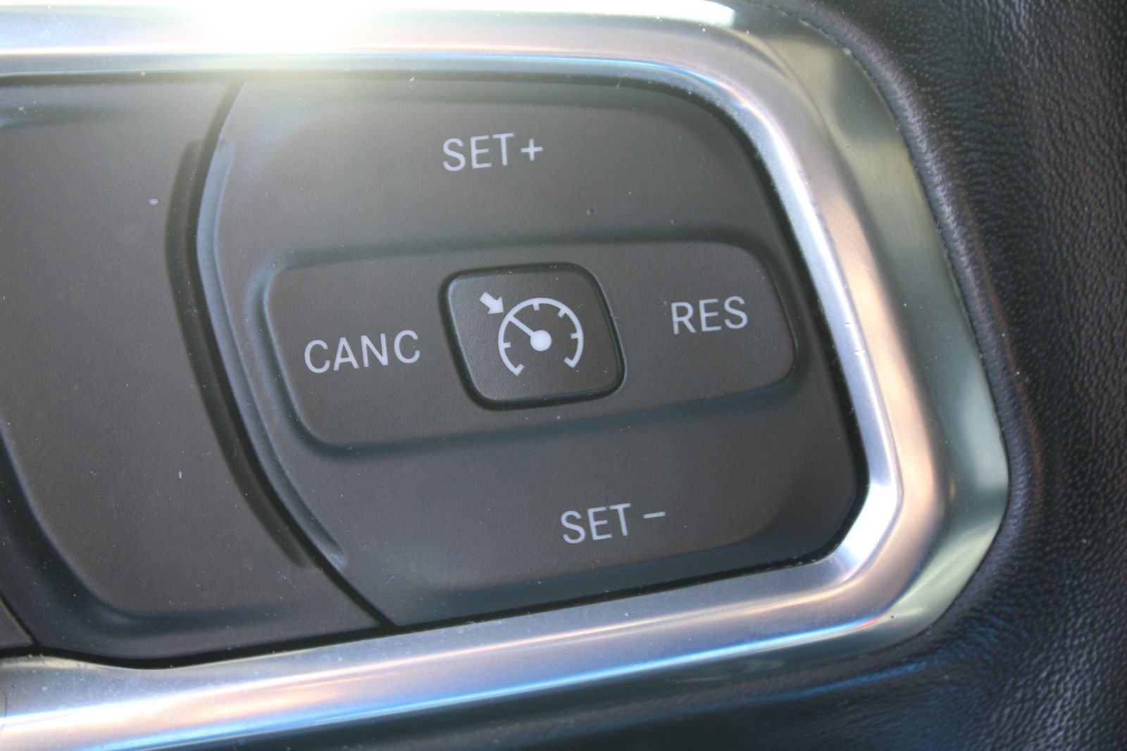 Used 2022 Jeep Wrangler Unlimited Sahara w/ Cold Weather Group image 30