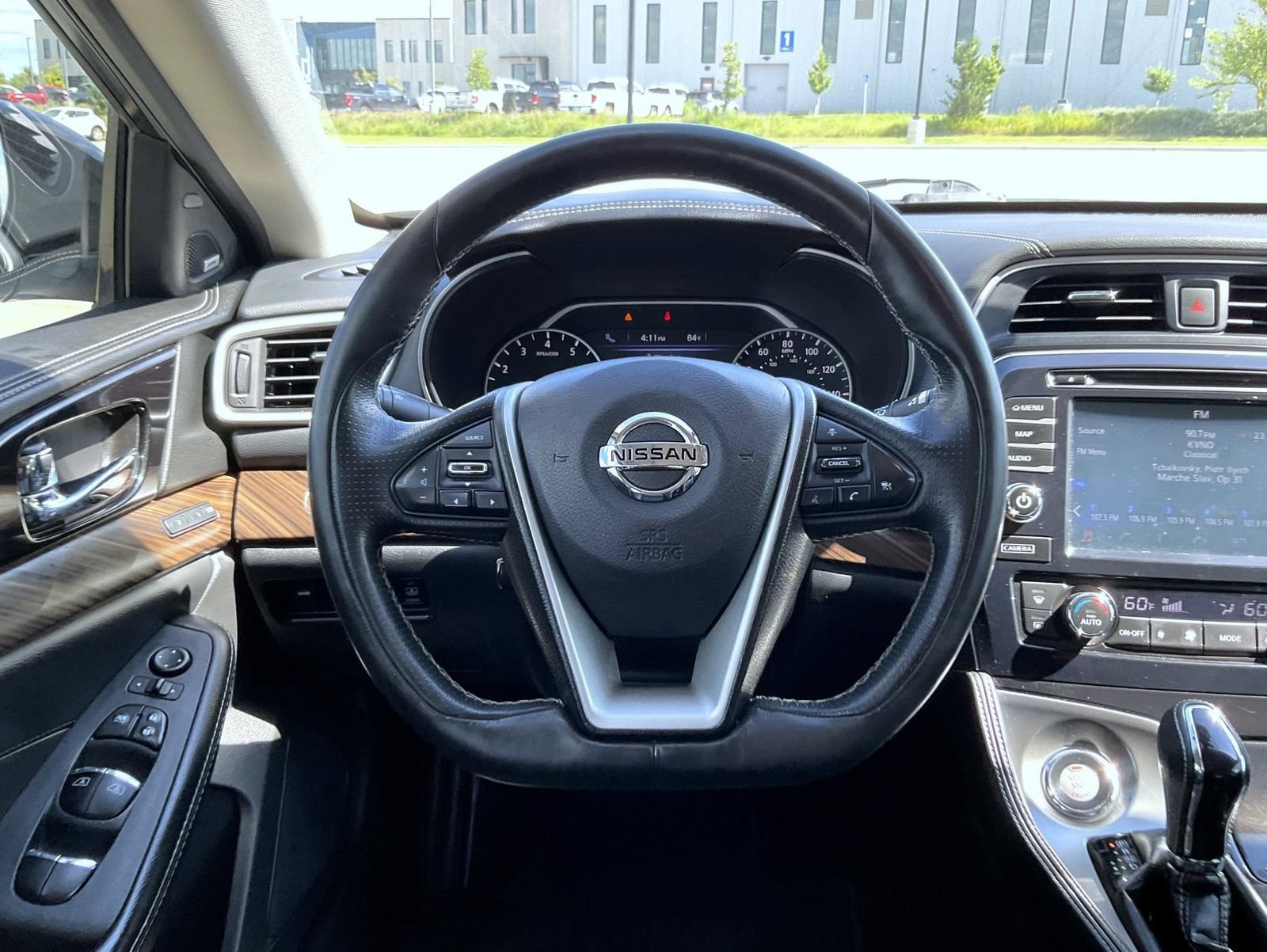 Used 2017 Nissan Maxima Platinum FWD image 11