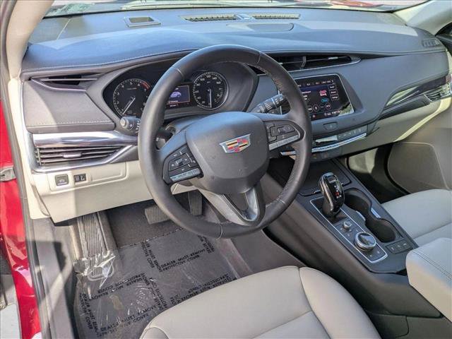 Used 2020 Cadillac XT4 Luxury w/ LPO, Premium Carpet Package FWD image 10