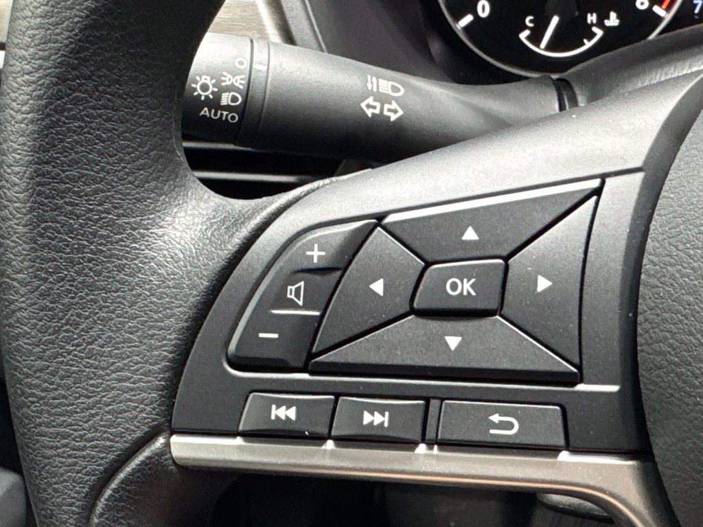 New 2026 Nissan Altima 2.5 SV FWD image 12