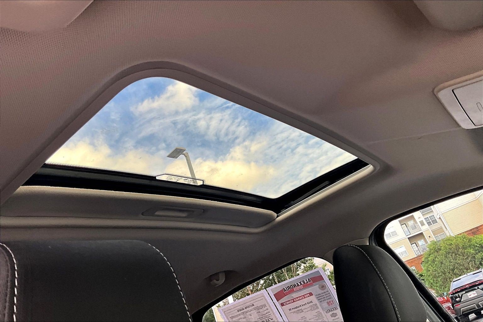 Used 2018 Ford EcoSport SE FWD image 21