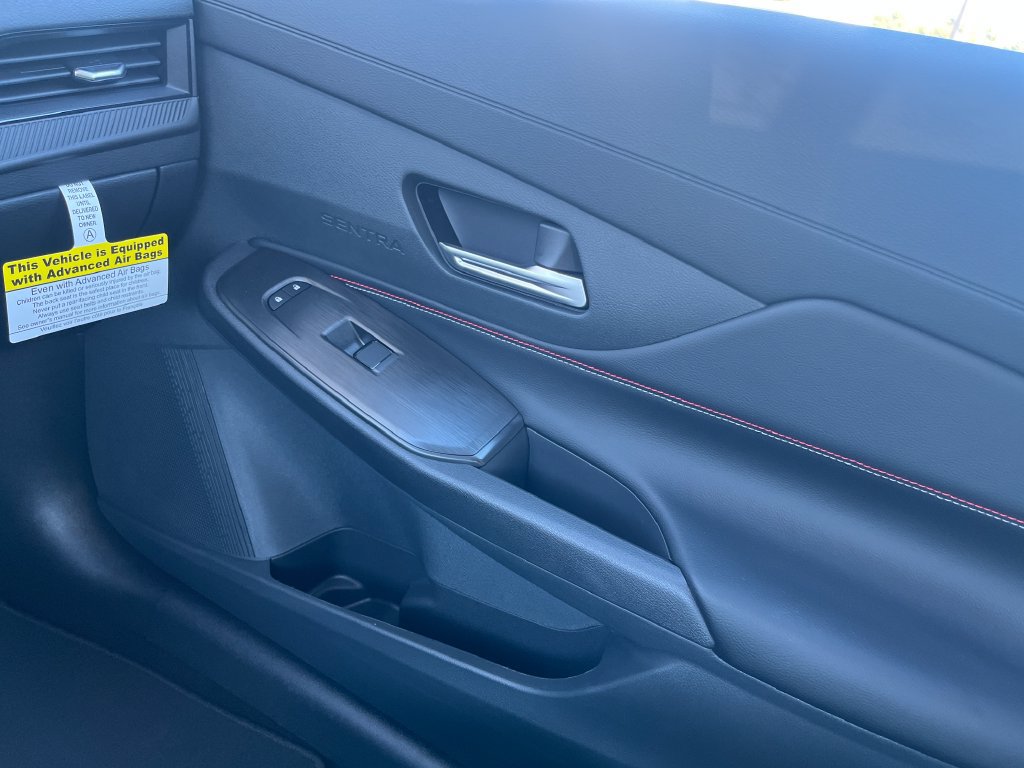 New 2027 Nissan Kicks SR FWD image 46