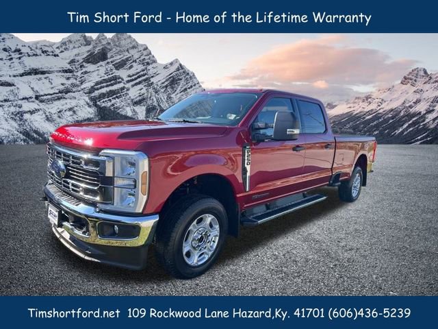 Used 2025 Ford F250 XLT image 1