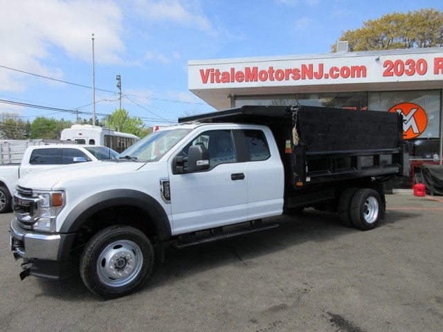 Used 2022 Ford F550 4x4 SuperCab Super Duty image 3