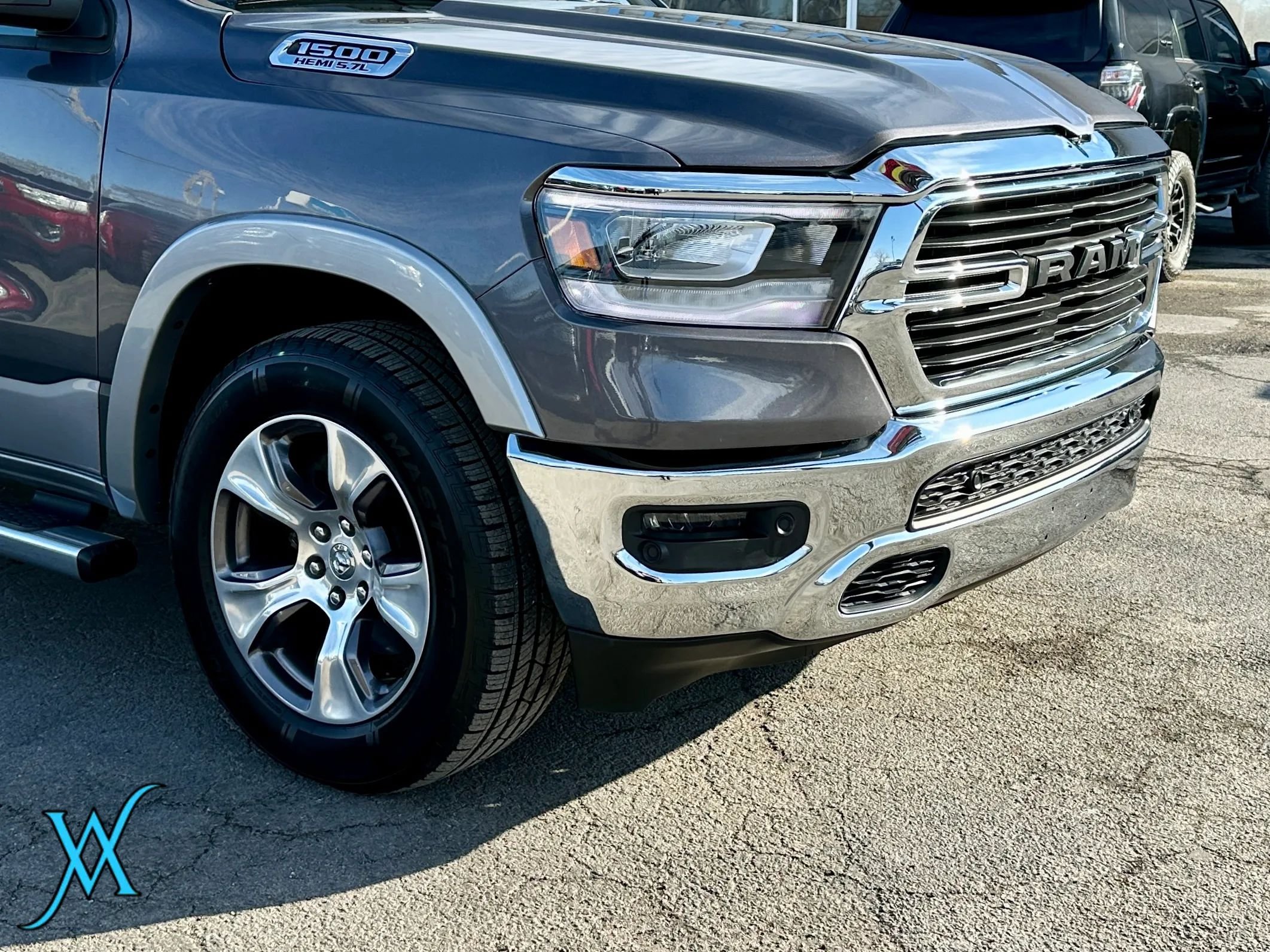 Used 2020 RAM 1500 Laramie AWD/4WD image 10
