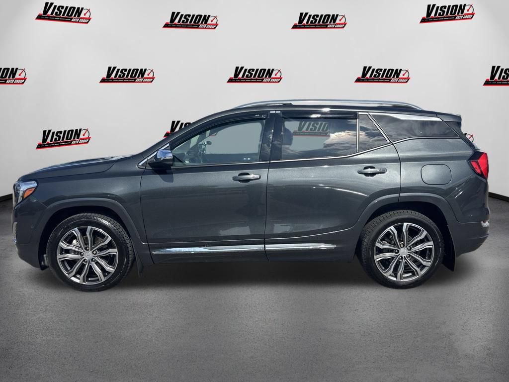 Used 2020 GMC Terrain Denali w/ Denali Premium Package AWD/4WD image 10