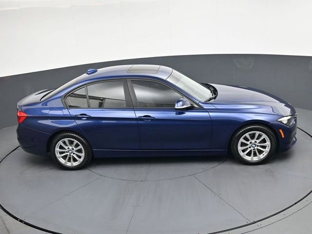 Used 2017 BMW 320i xDrive Sedan image 24
