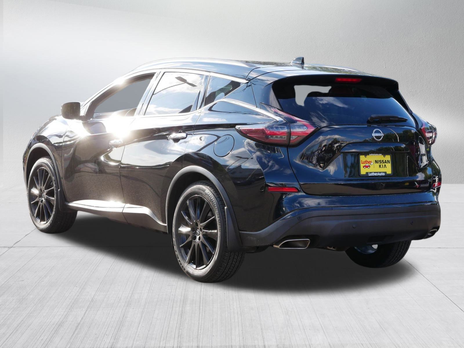 Certified 2024 Nissan Murano SV w/ SV Midnight Edition Package image 5