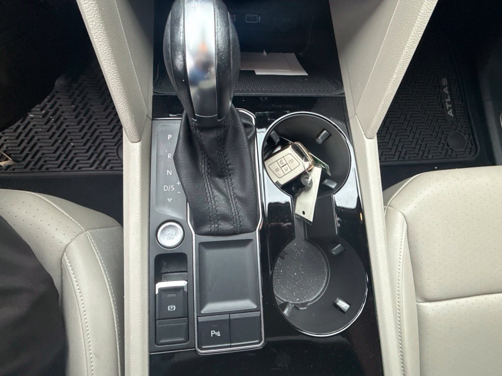 Used 2019 Volkswagen Atlas SEL FWD image 18