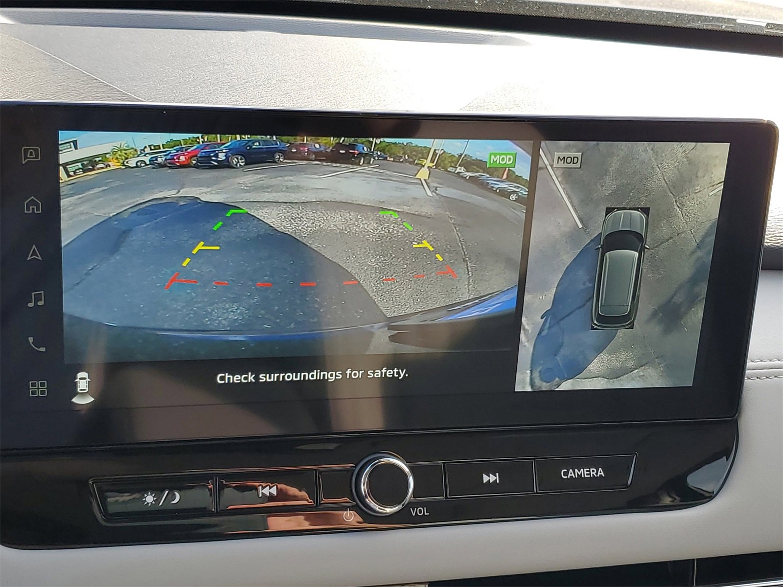 New 2025 Mitsubishi Outlander SEL image 17