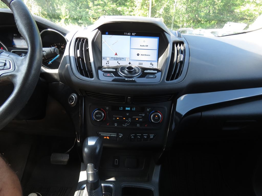 Used 2017 Ford Escape Titanium w/ Equipment Group 301A AWD/4WD image 27