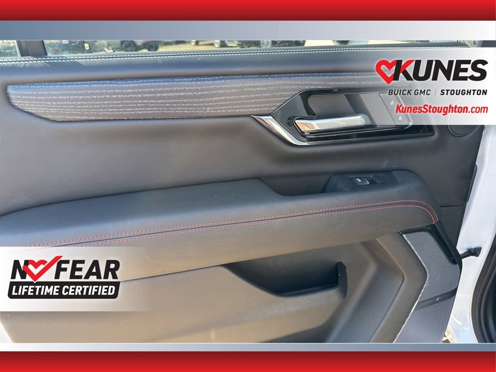 Used 2025 GMC Yukon XL AT4 Ultimate image 36