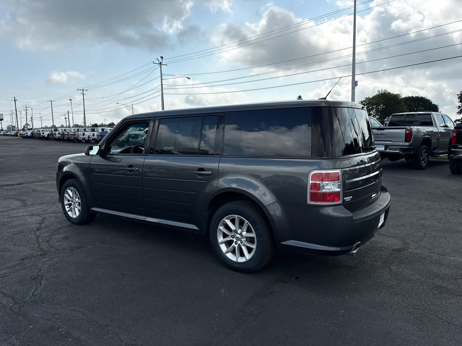 Used 2019 Ford Flex SE FWD image 3