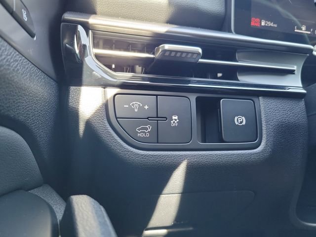Certified 2026 Kia Sportage SX image 31