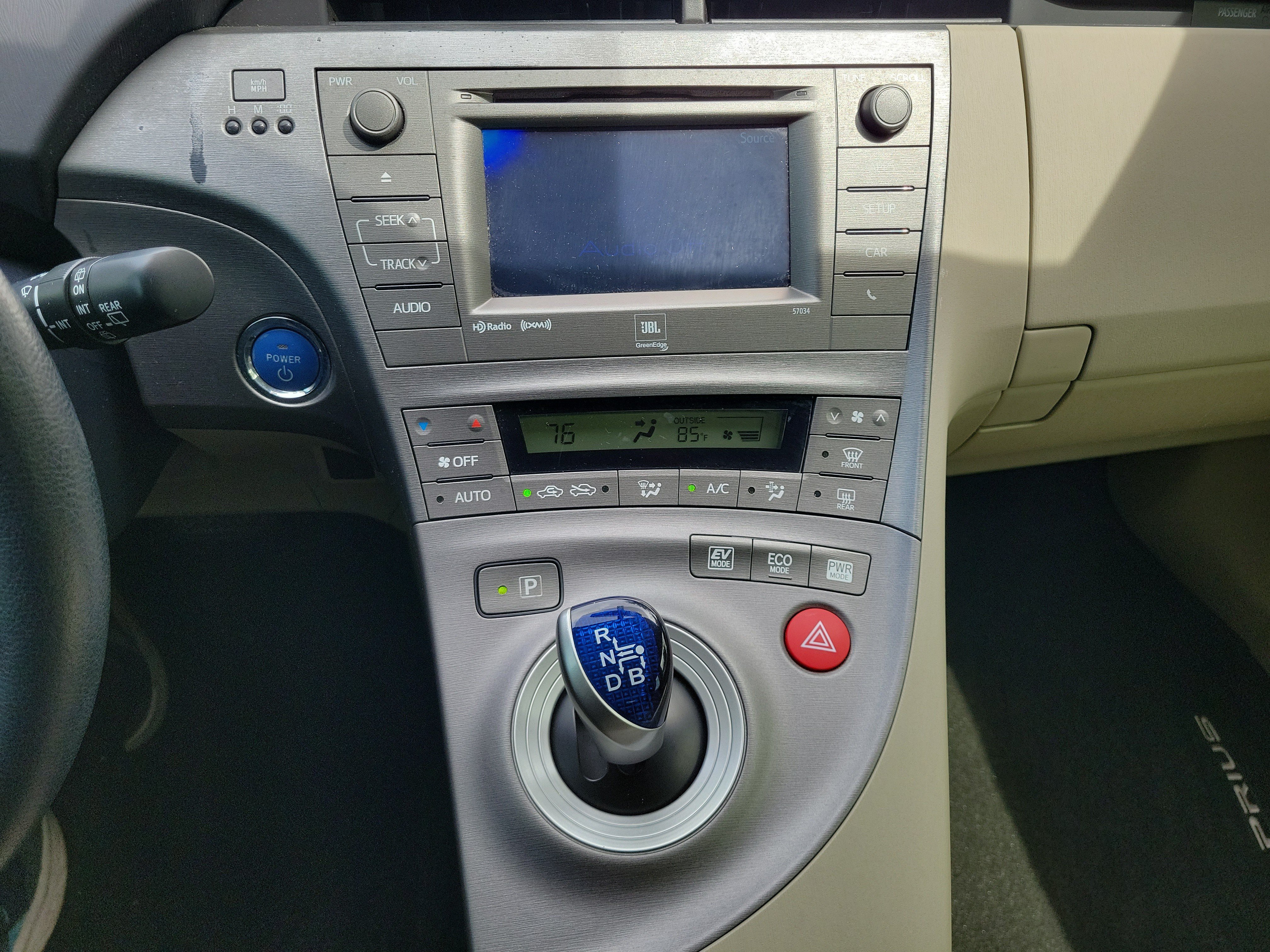 Used 2015 Toyota Prius Four FWD image 26
