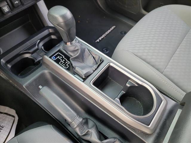 Used 2022 Toyota Tacoma SR5 RWD image 22
