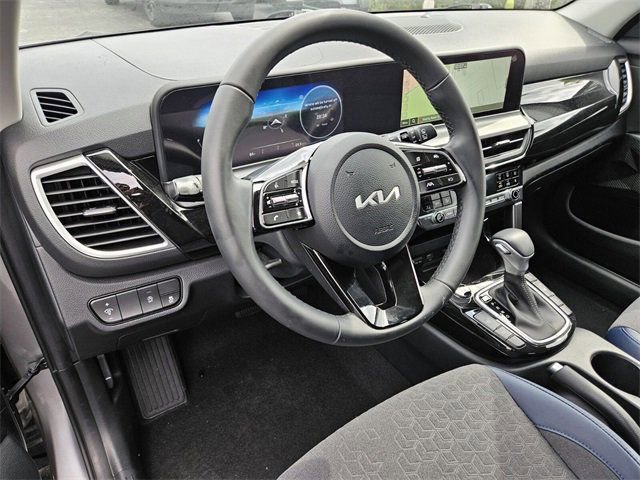 Used 2024 Kia Seltos S image 4