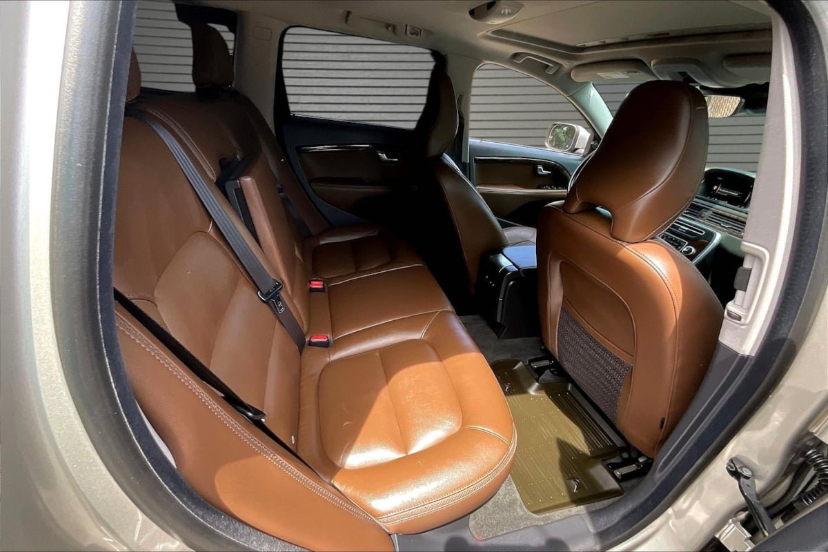Used 2015 Volvo XC70 T6 Platinum AWD/4WD image 24