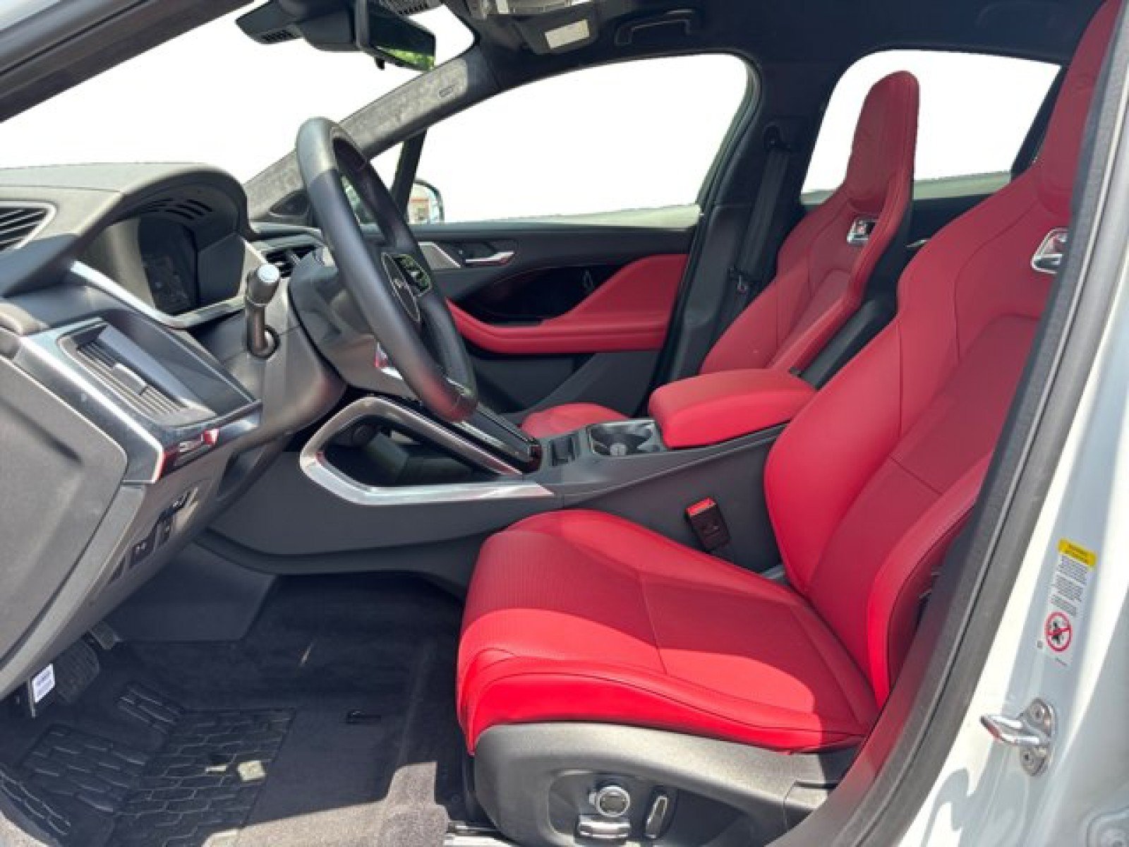 Used 2024 Jaguar I-PACE R-Dynamic HSE AWD/4WD image 10