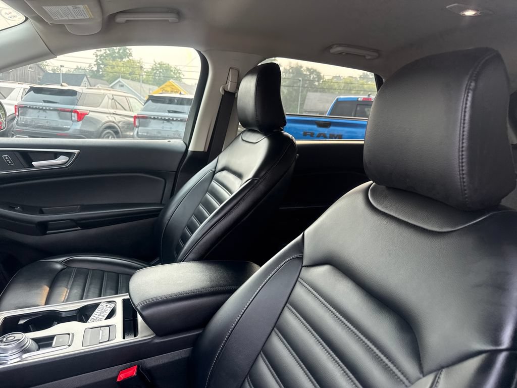 Used 2024 Ford Edge SEL w/ Convenience Package AWD/4WD image 25