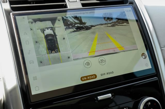 New 2026 Land Rover Discovery S AWD/4WD image 28