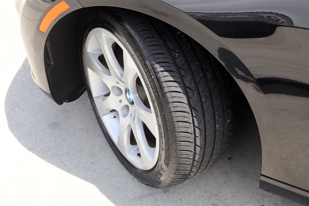 Used 2008 BMW 335i Convertible RWD image 18