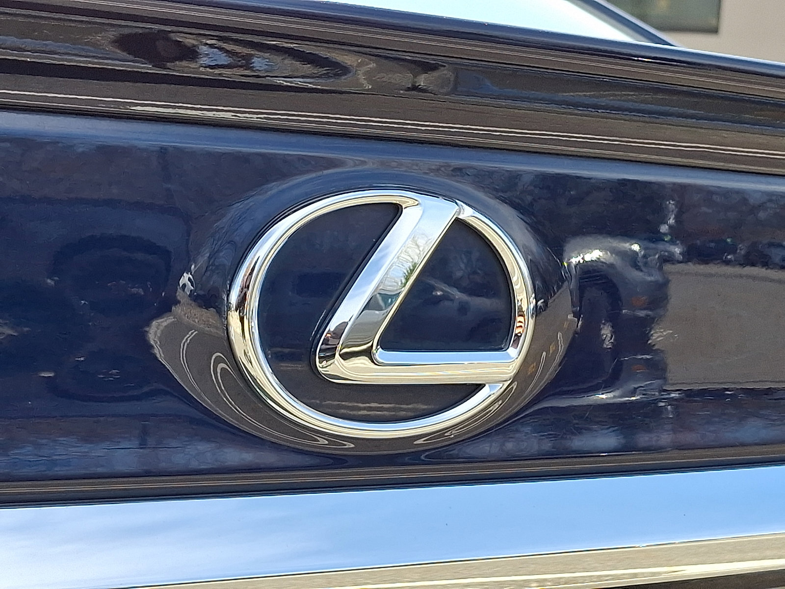 Used 2014 Lexus ES 350 w/ Luxury Package image 29