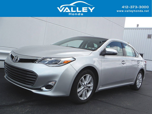 Used 2014 Toyota Avalon XLE FWD image 1
