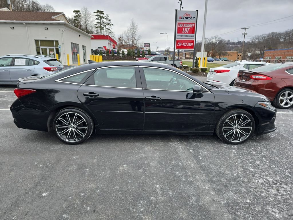 Used 2020 Toyota Avalon Touring w/ Advanced Safety Package image 6