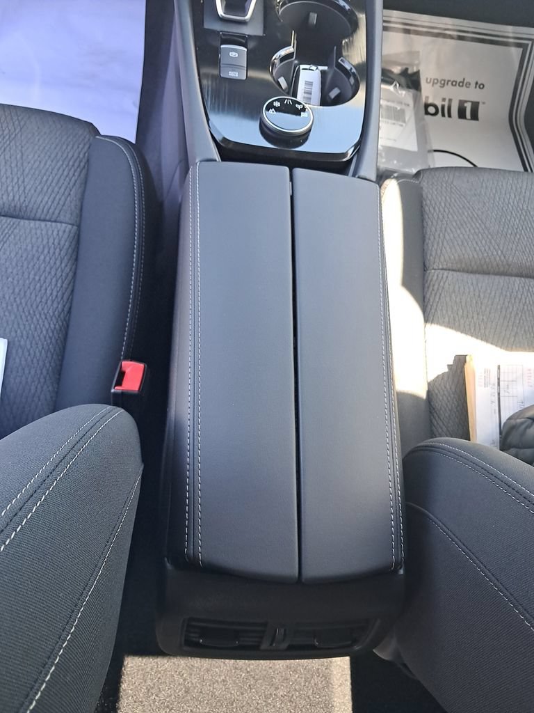 New 2026 Nissan Rogue SV AWD/4WD image 27