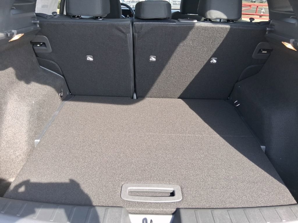 New 2026 Nissan Kicks SV image 6