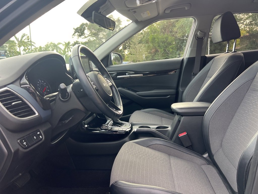 Used 2023 Kia Seltos S image 14