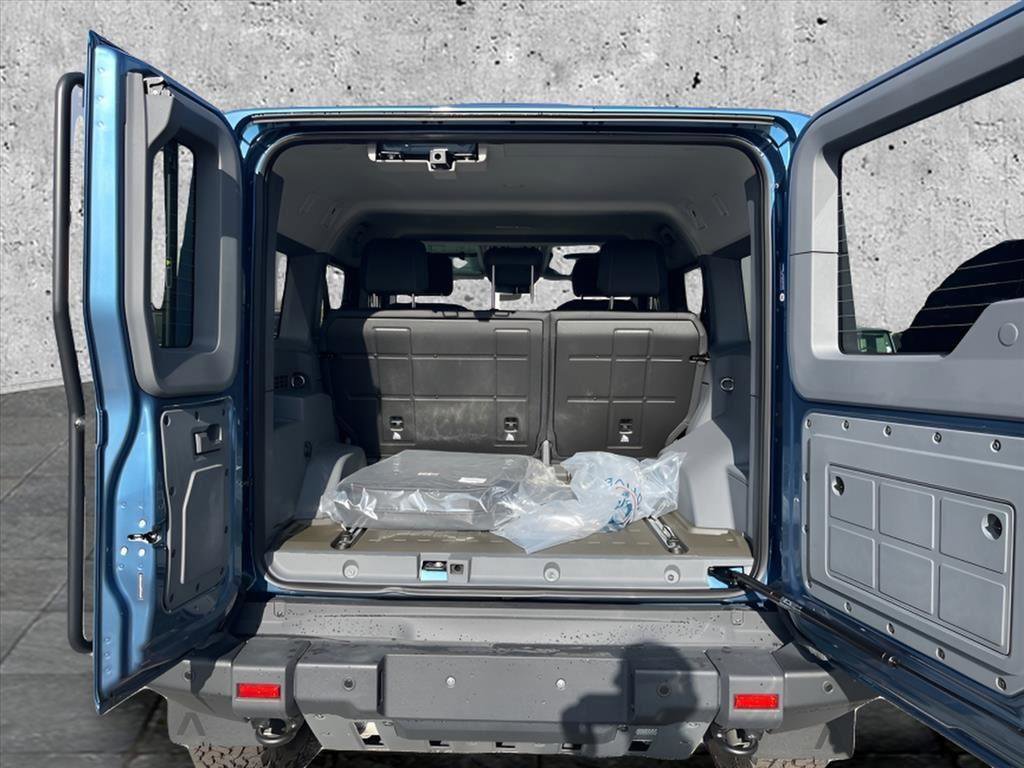 Used 2024 INEOS Grenadier AWD/4WD image 19