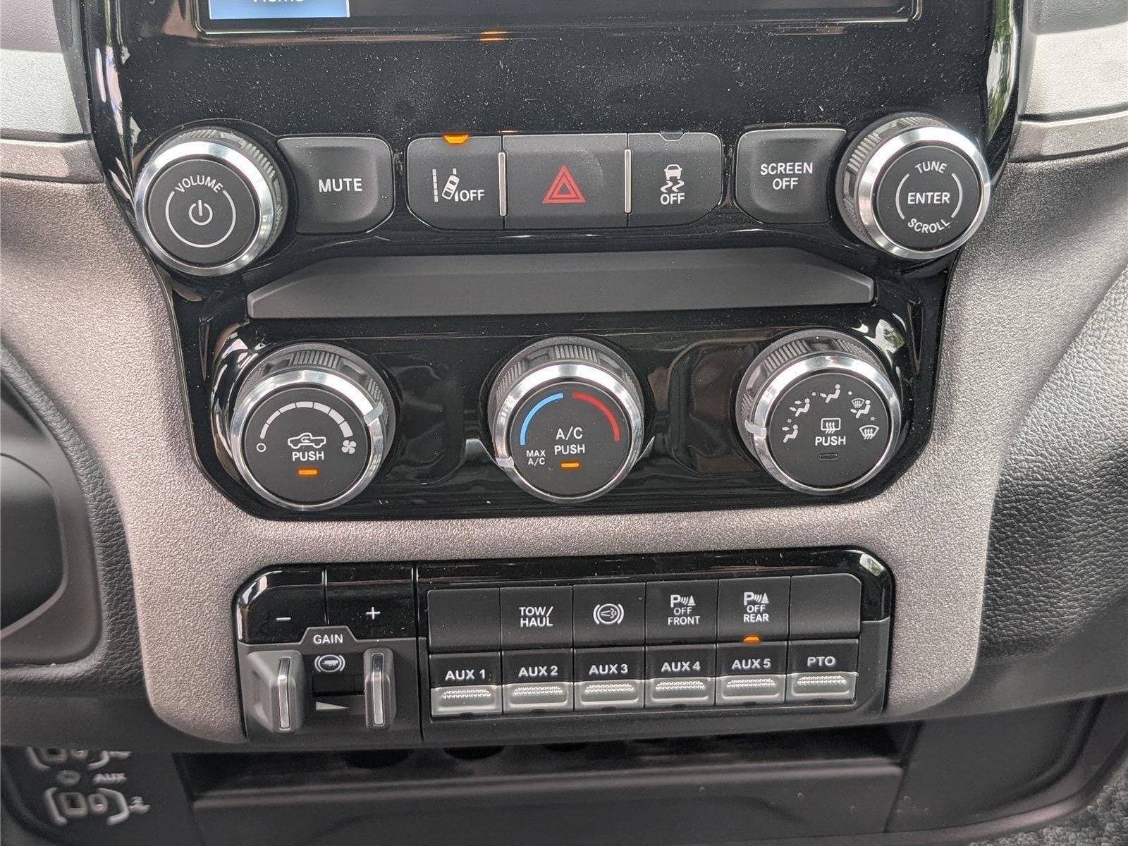 New 2026 RAM 3500 Tradesman w/ Safety Group AWD/4WD image 22