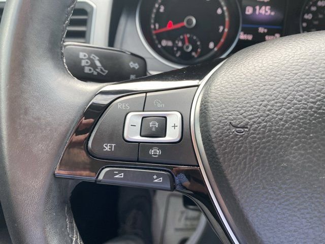 Used 2025 Volkswagen Jetta SE image 20