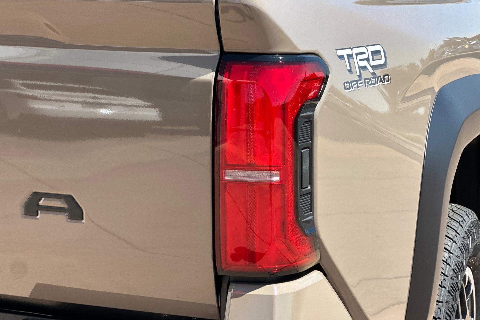 New 2026 Toyota Tacoma TRD Off-Road w/ TRD Off Road Premium Package AWD/4WD image 31