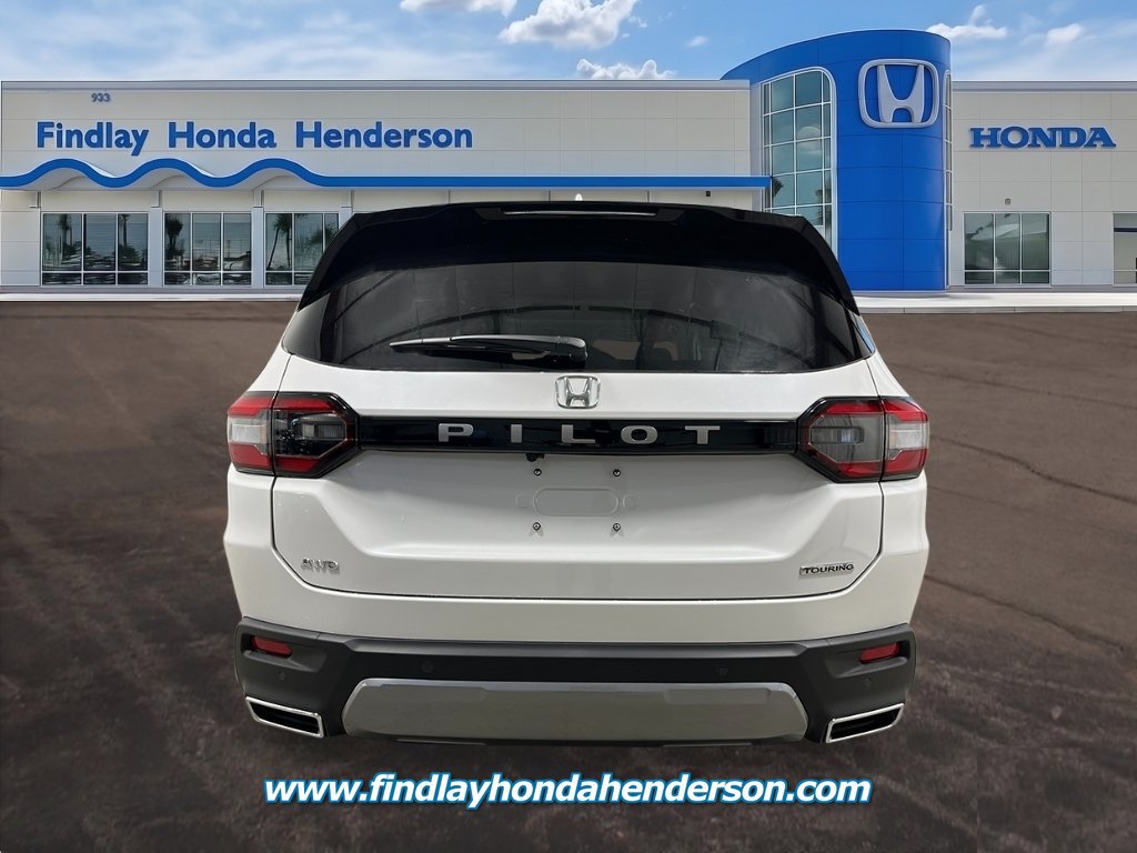New 2026 Honda Pilot Touring image 4