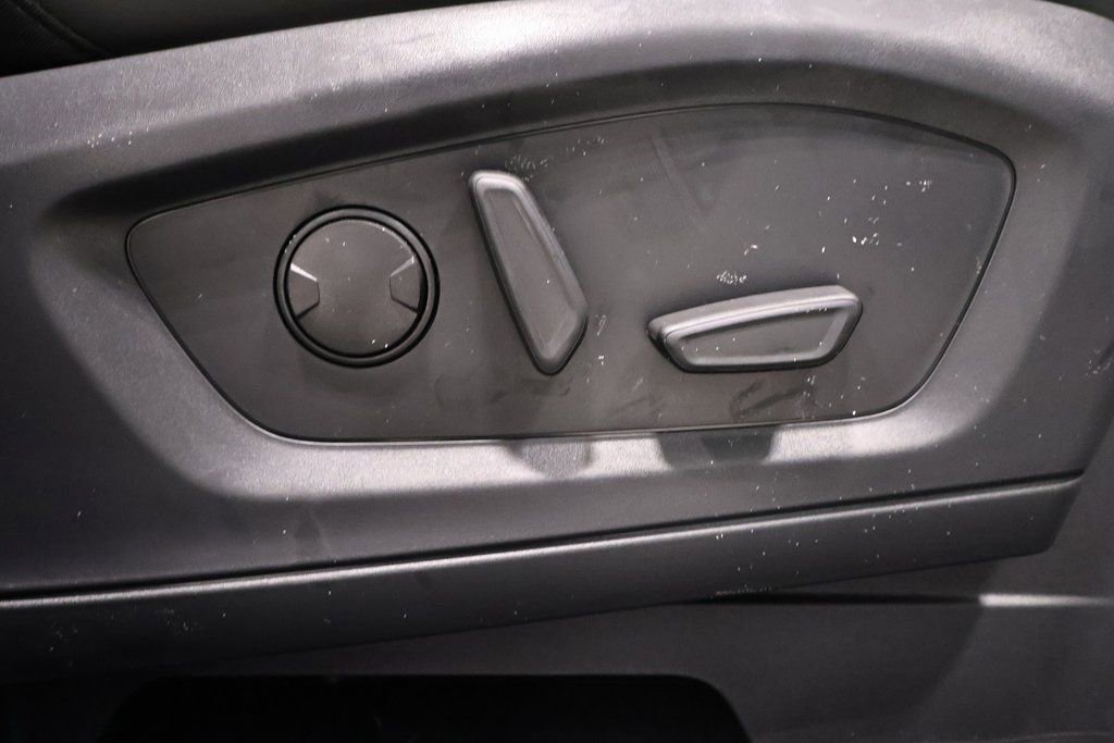 New 2026 Ford Explorer Active w/ Active Comfort Package image 19