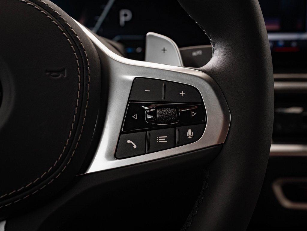 New 2026 BMW X6 xDrive40i w/ Climate Comfort Package image 31