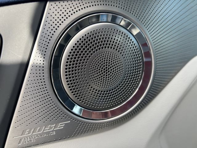 Used 2025 Buick Enclave Avenir image 21