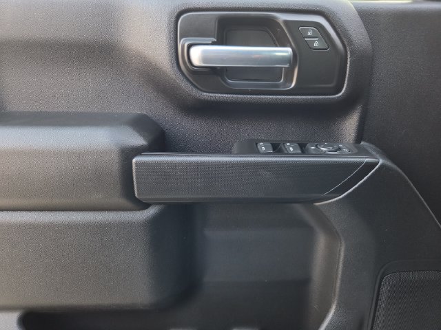 Used 2021 Chevrolet Silverado 2500 Custom w/ Custom Convenience Package AWD/4WD image 19