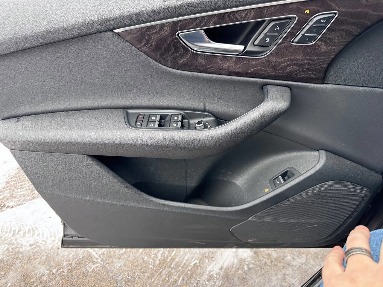 Used 2020 Audi Q7 2.0T Premium w/ Convenience Package image 18