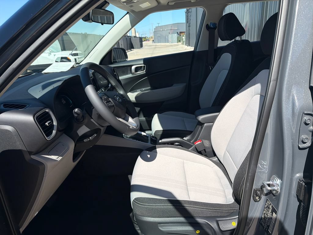New 2026 Hyundai Venue SEL FWD image 15