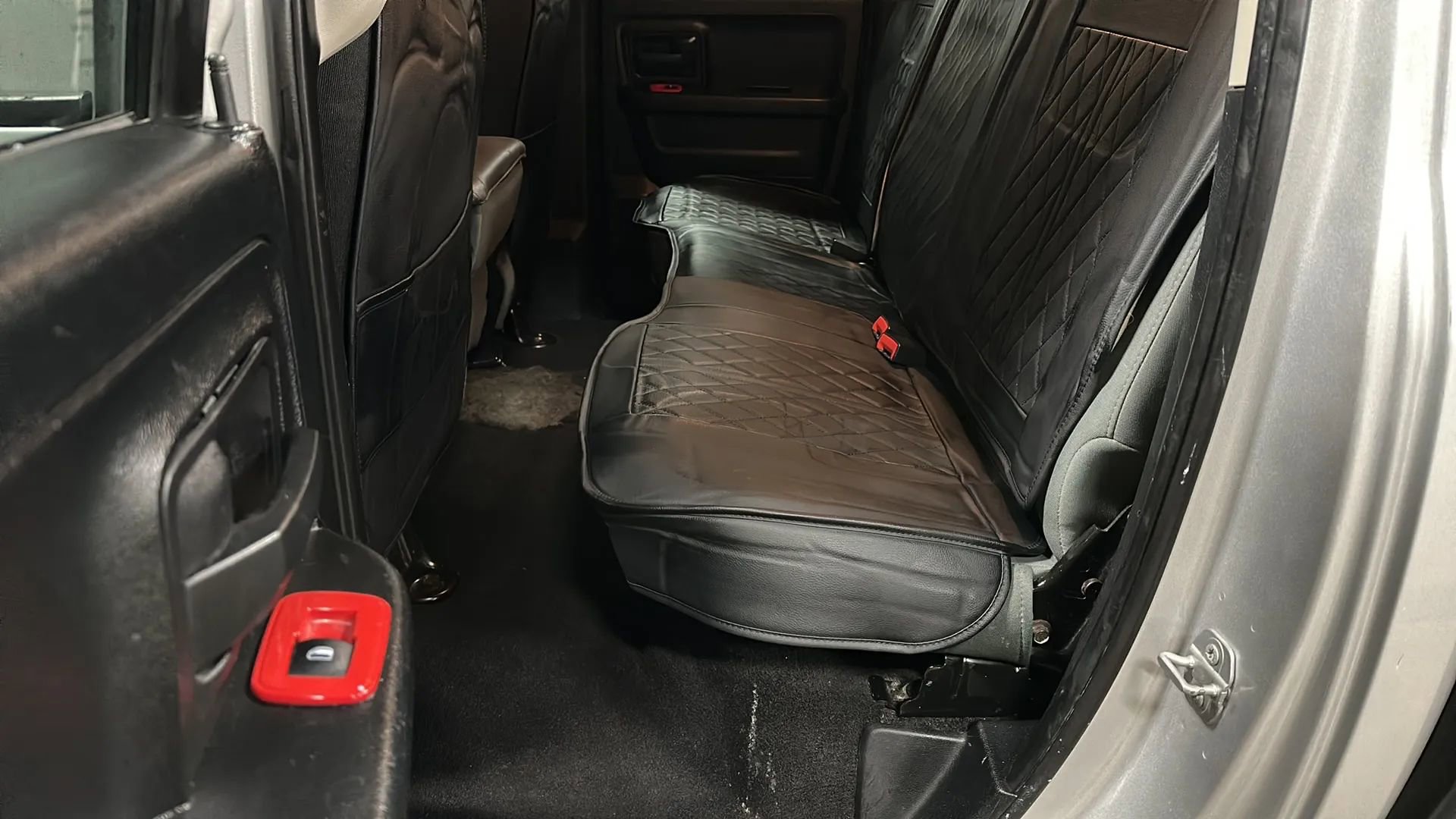 Used 2017 RAM 1500 Express w/ Express Value Package image 11