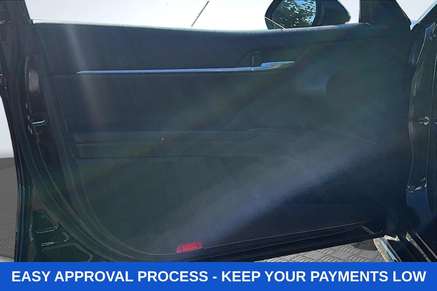 Used 2022 Toyota Camry SE FWD image 23
