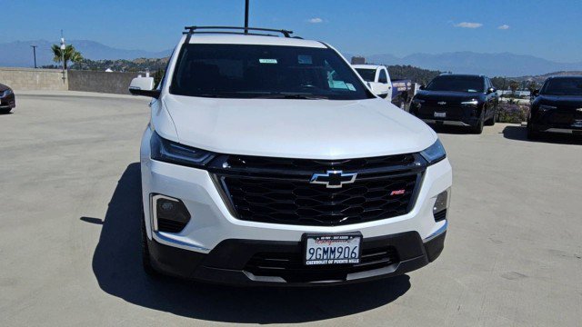 Used 2023 Chevrolet Traverse RS w/ LPO, Floor Liner Package FWD image 3