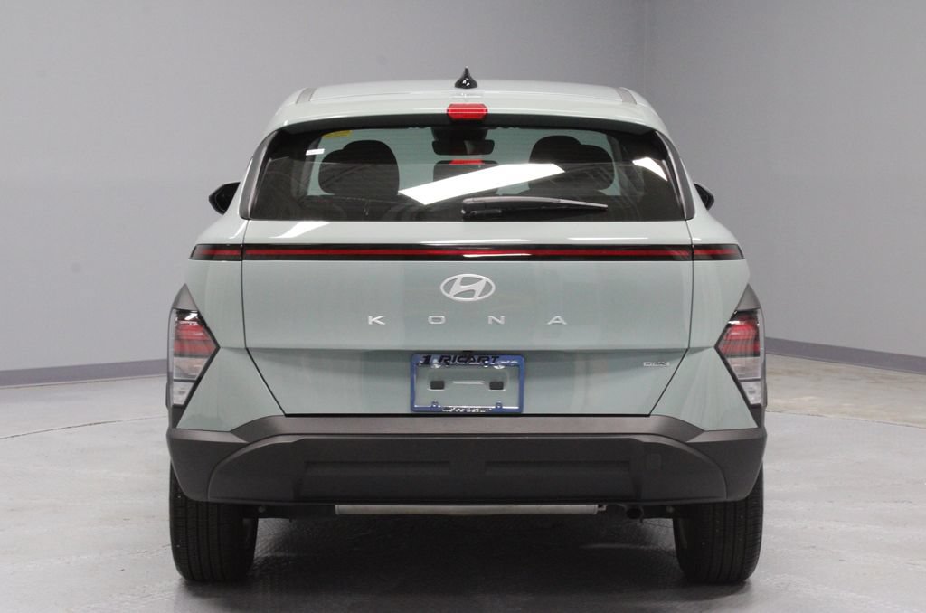Used 2024 Hyundai Kona SE AWD/4WD image 9