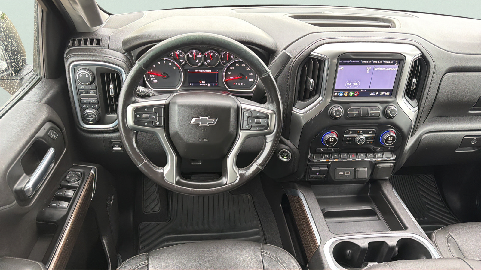 Used 2019 Chevrolet Silverado 1500 RST AWD/4WD image 3