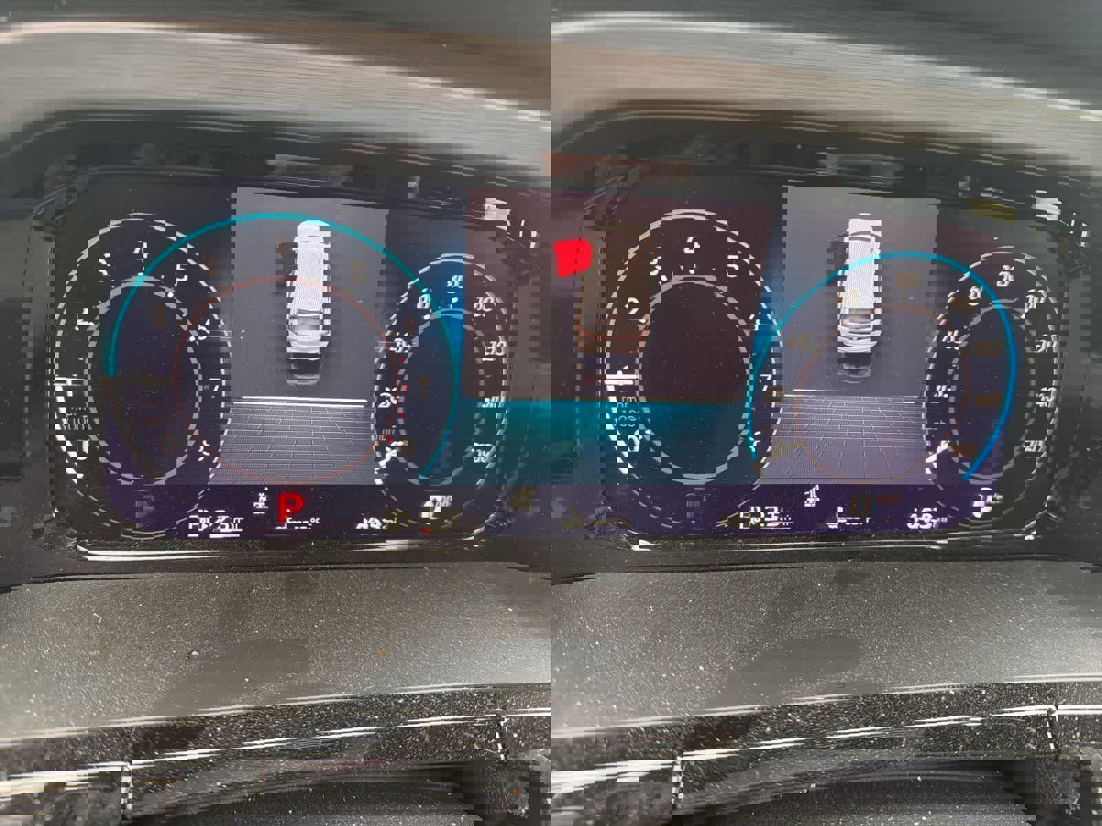 Used 2025 Volkswagen Atlas Cross Sport SE w/ Black Wheel Package image 11