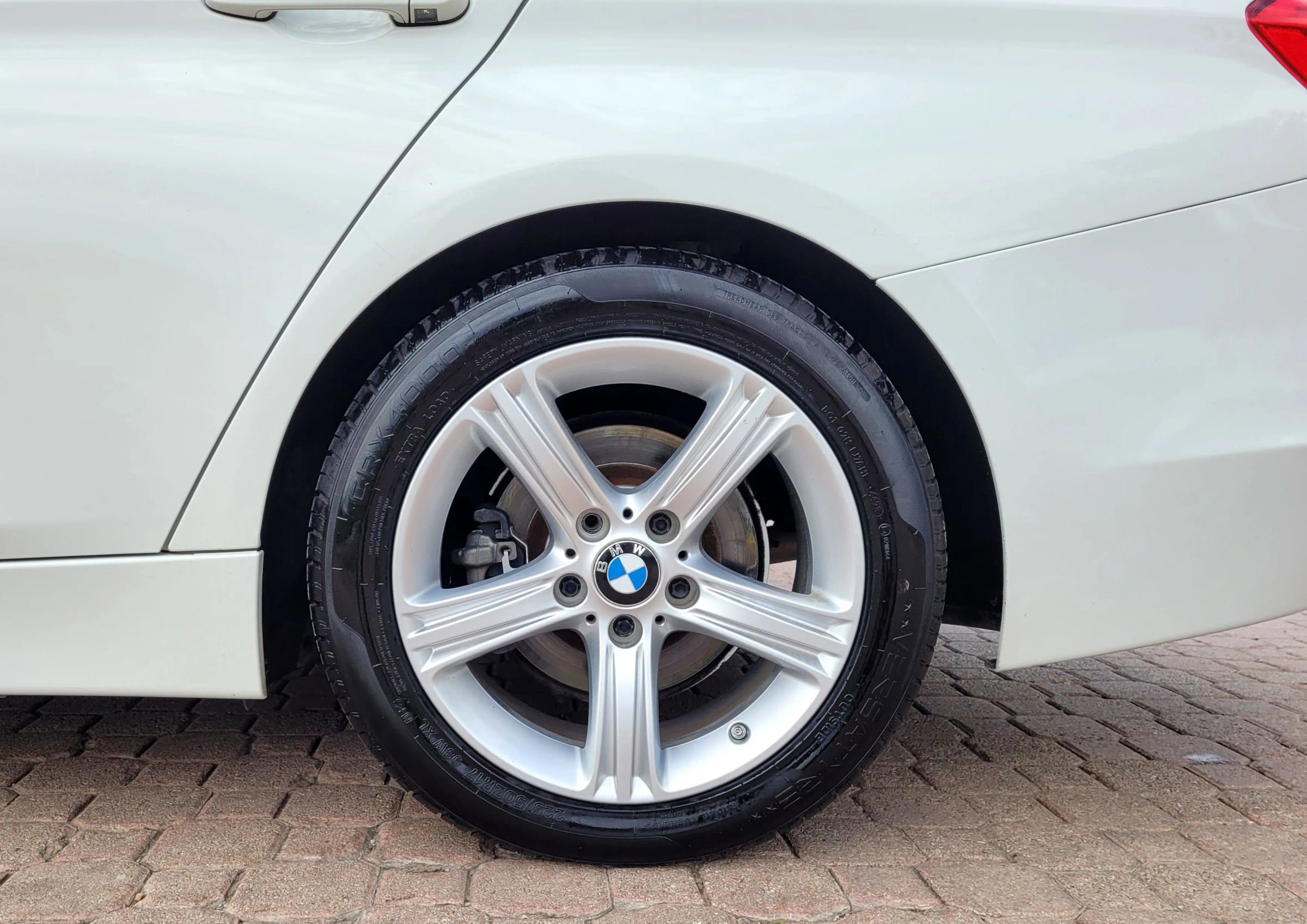 Used 2014 BMW 328i Sedan RWD image 45